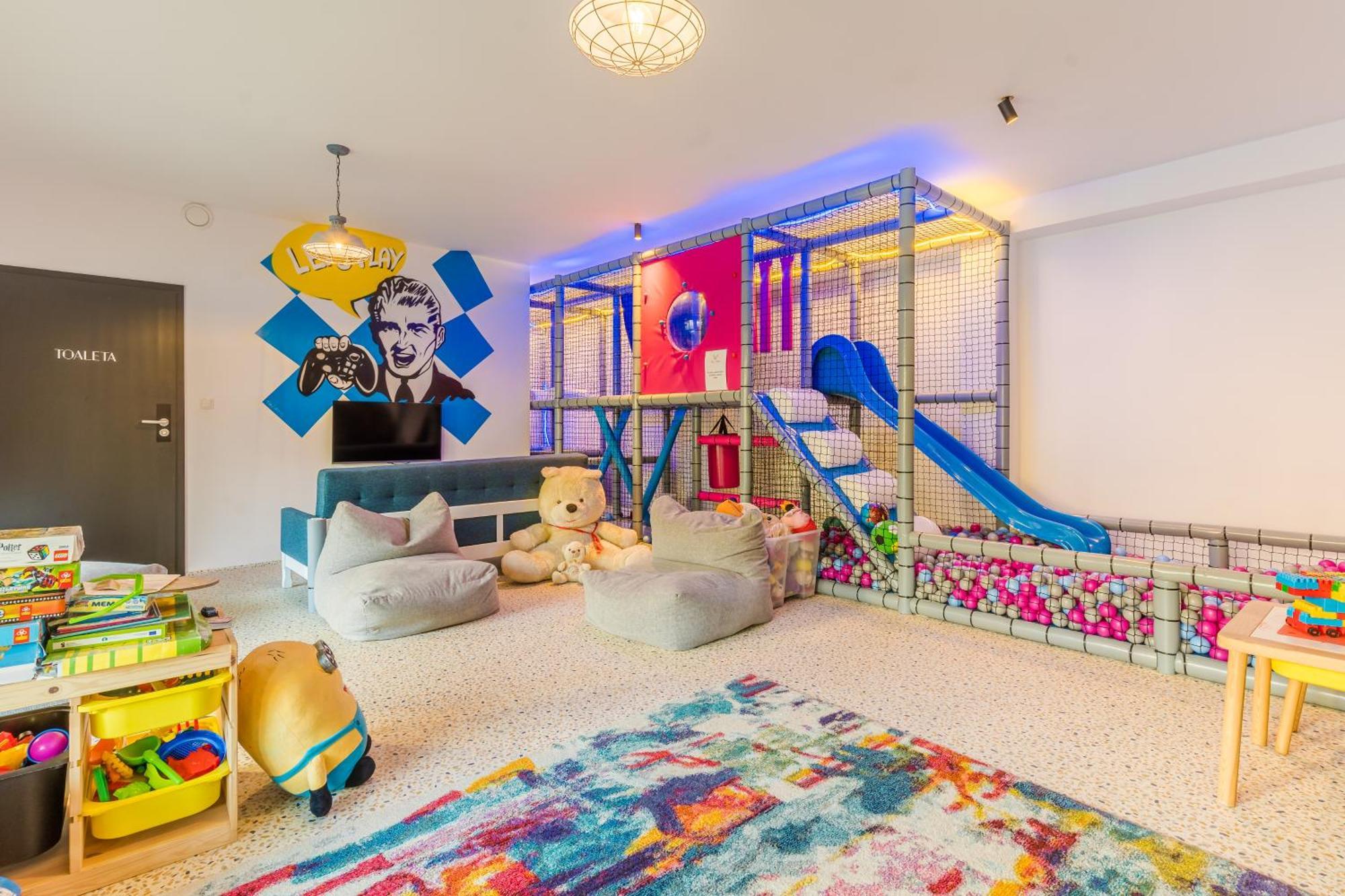 Villa Verdi Pleasure & Spa Leba Ngoại thất bức ảnh